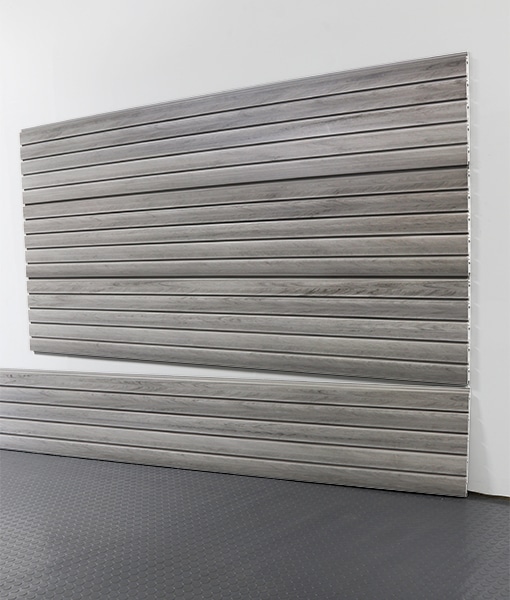 How much weight can the slatwall panel hold 4 inches from the surface?