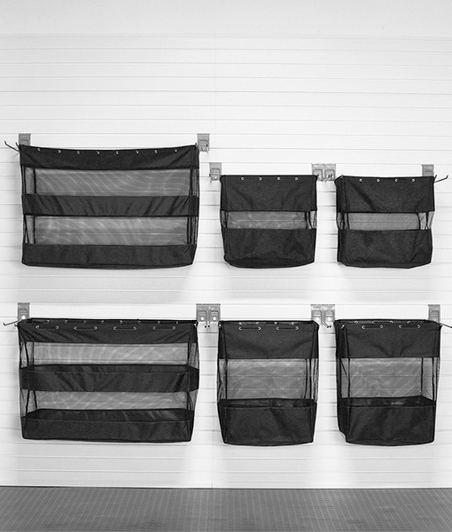 How many 18" Grab & Go Tote Bags are included?